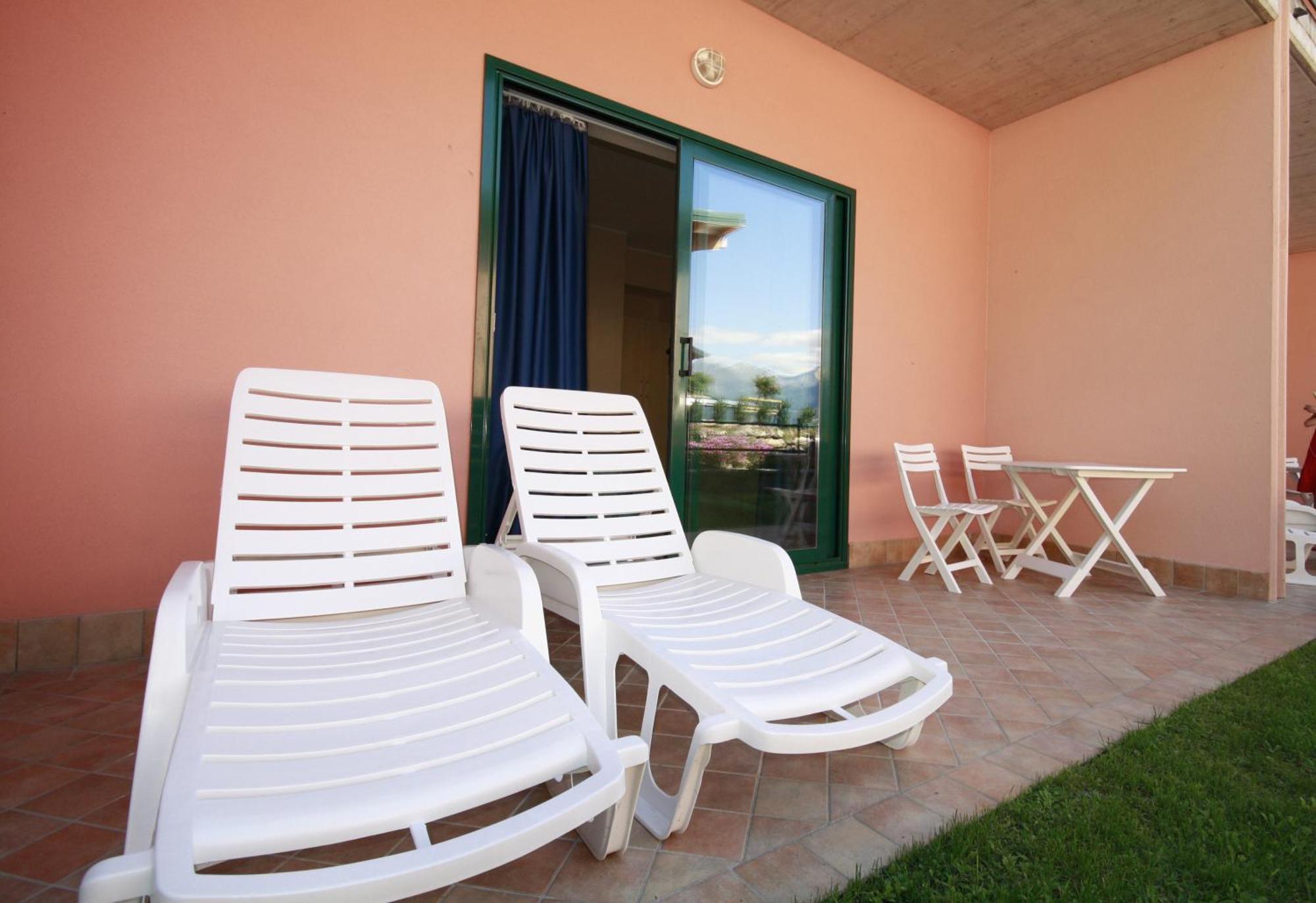 Lake Como Residence Oasi Del Viandante מראה חיצוני תמונה